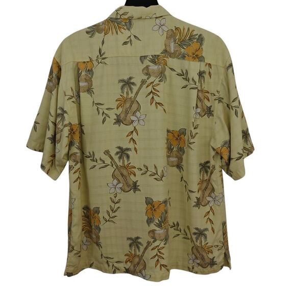 Tommy Bahama Hawaiian Shirt Size Men's Size XL Ukulele Coconut Cocktails Aloha - Picture 5 of 7